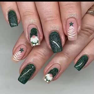 Festive Green Glitter Nail Art